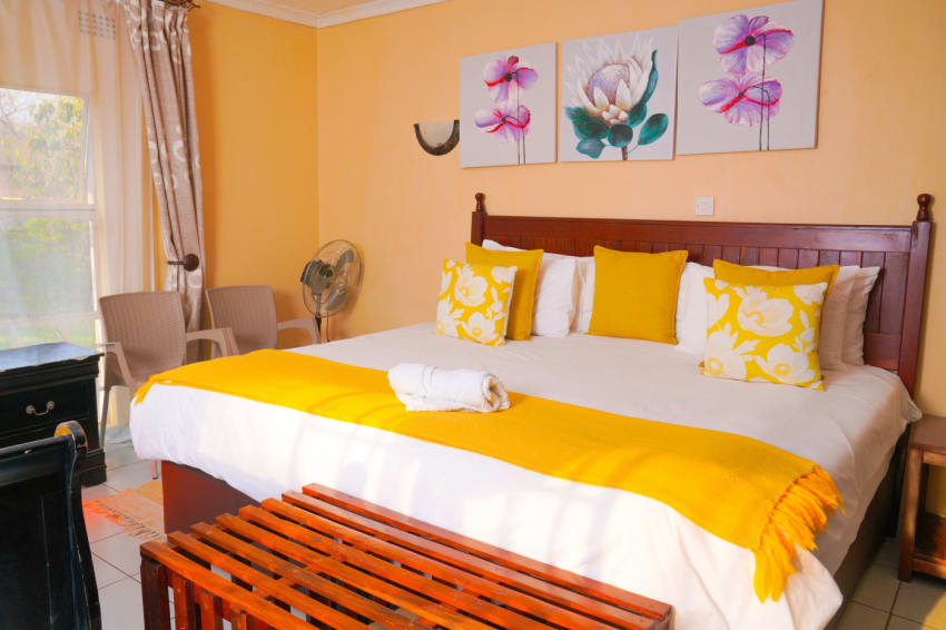 Executive / Family Room